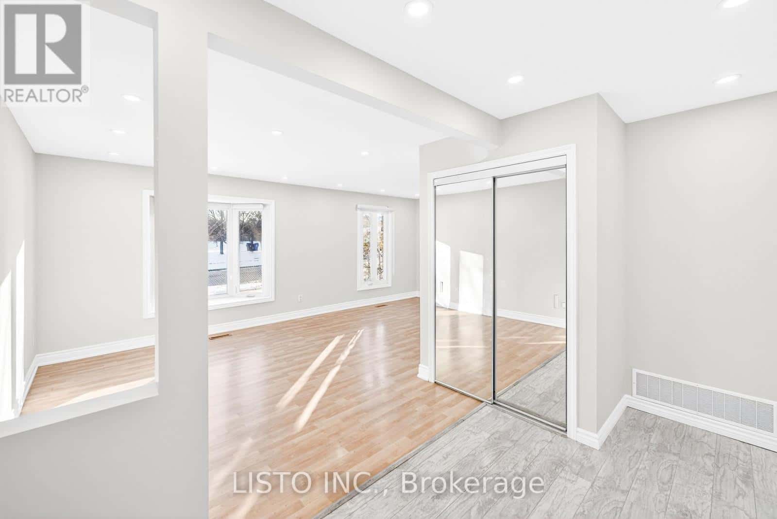 138 JOHN TABOR TRAIL — Toronto (Malvern), Ontario - Photo 5 of 35