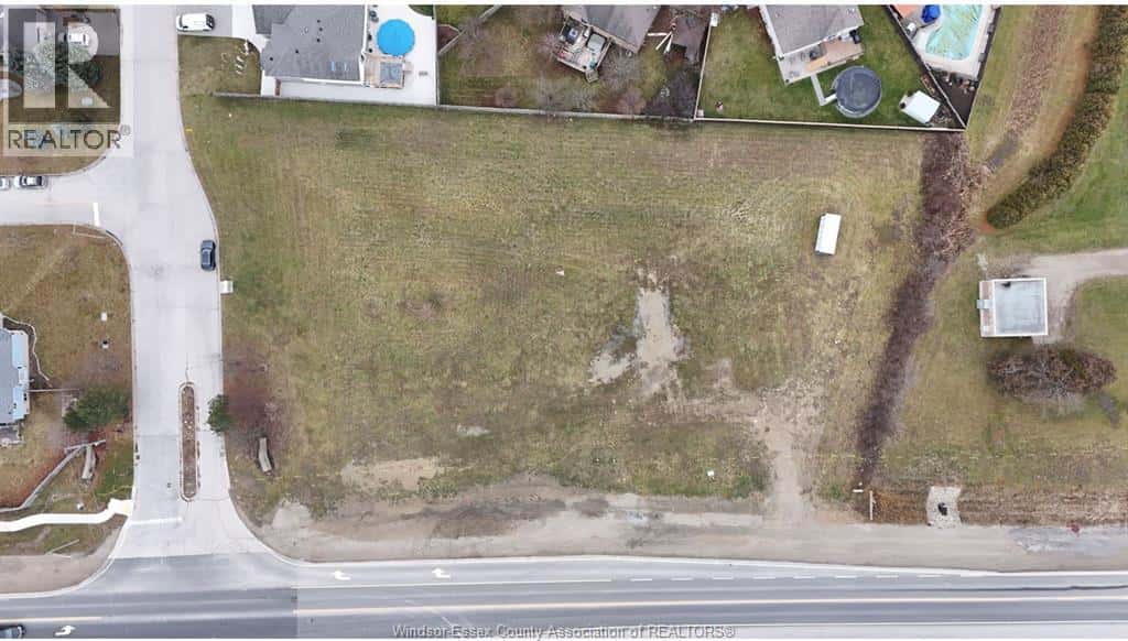 12059 COUNTY RD 42 — Tecumseh, Ontario - Photo 3 of 10