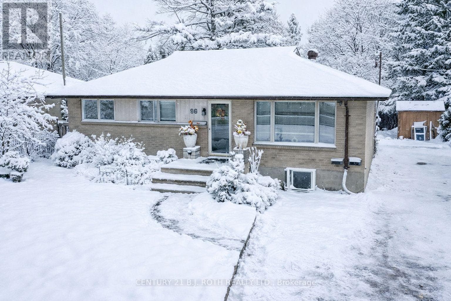 63 DAVIDSON STREET — Barrie (Wellington), Ontario - Main photo