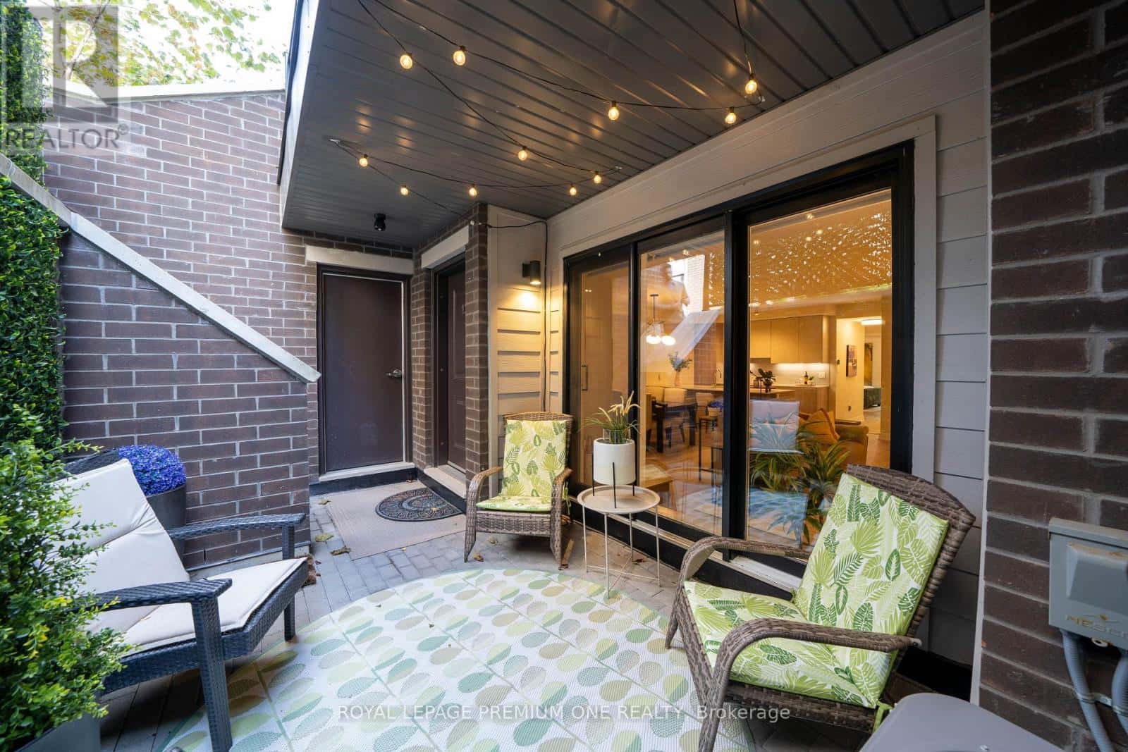 13 - 66 LONG BRANCH AVENUE — Toronto (Long Branch), Ontario - Photo 4 of 26