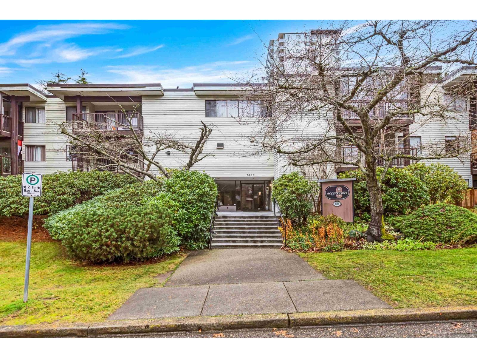 107 1555 FIR STREET — White Rock, British Columbia - Main photo