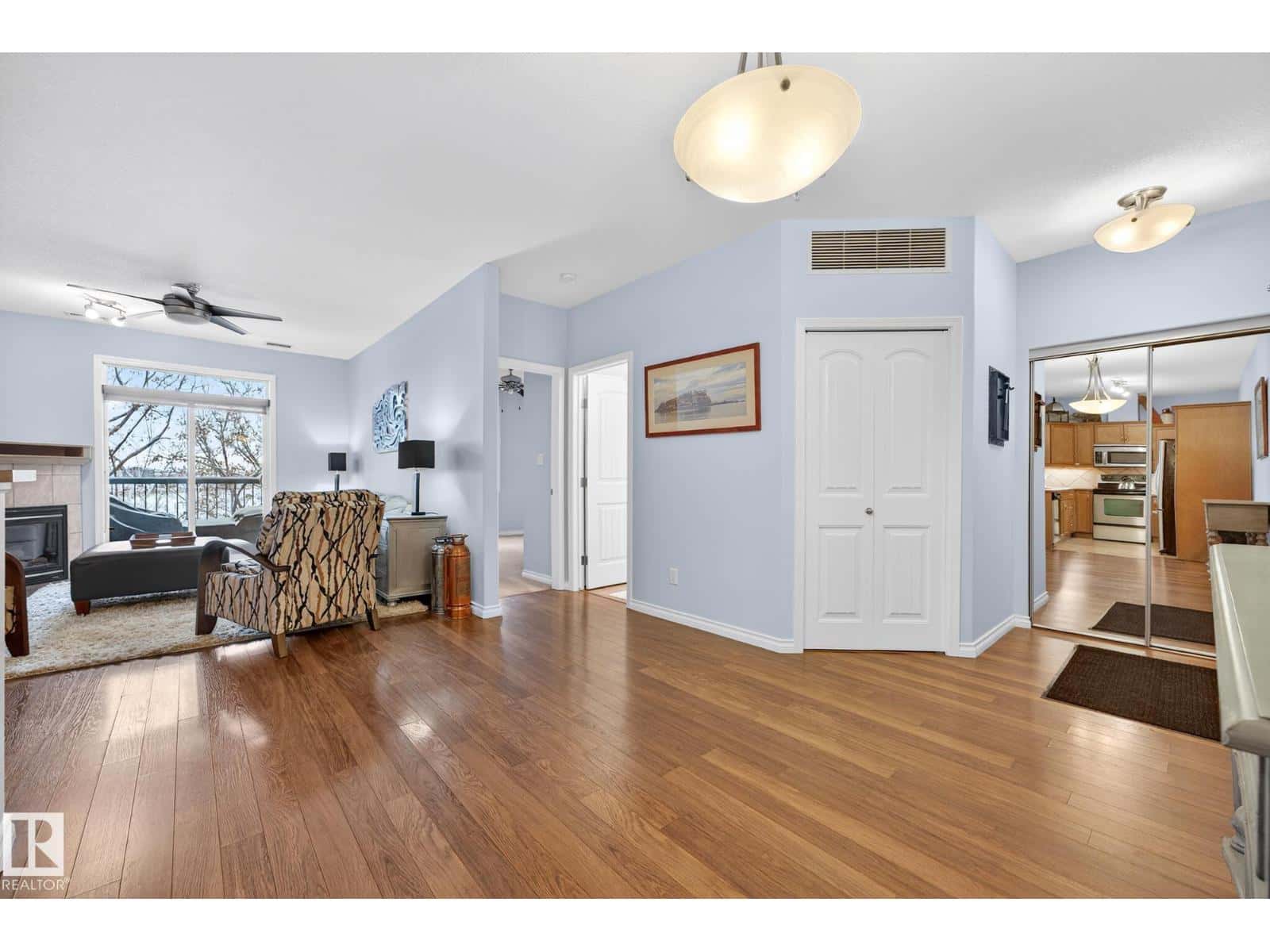 #230 2503 Hanna CR NW — Edmonton, Alberta - Photo 5 of 30