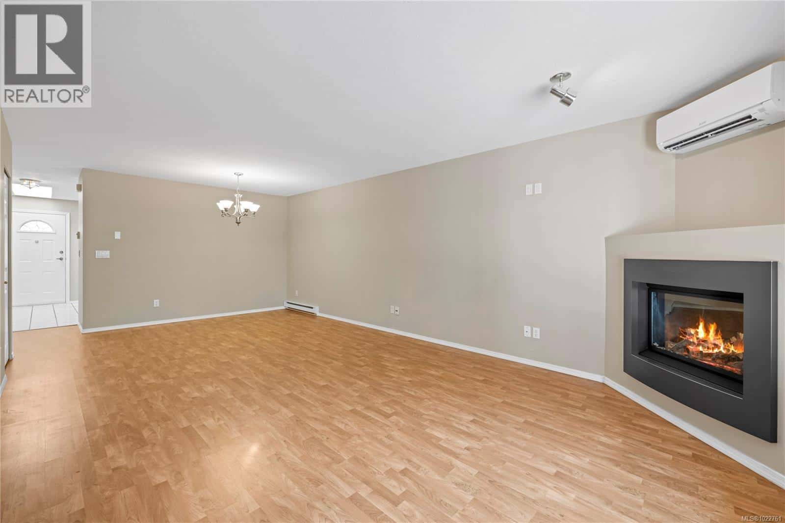 11 454 Morison Ave — Parksville, British Columbia - Photo 4 of 30