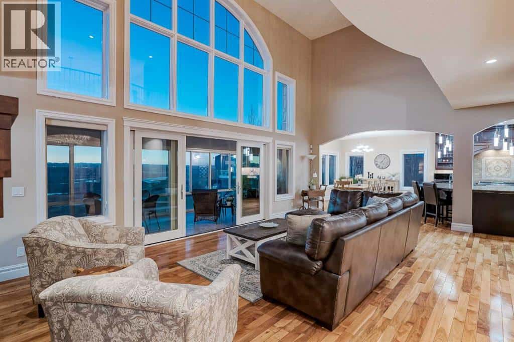 30 Cranridge Heights SE — Calgary, Alberta - Photo 3 of 50