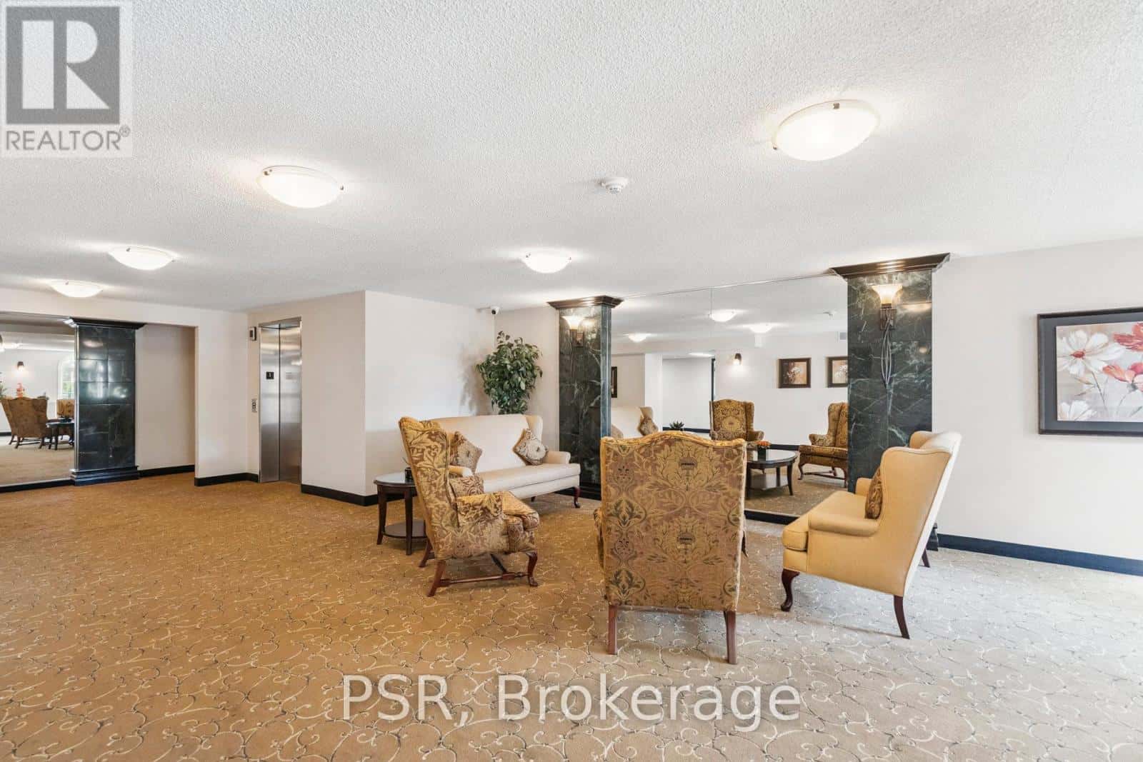 302 - 970 GOLF LINKS ROAD — Hamilton (Meadowlands), Ontario - Photo 5 of 32