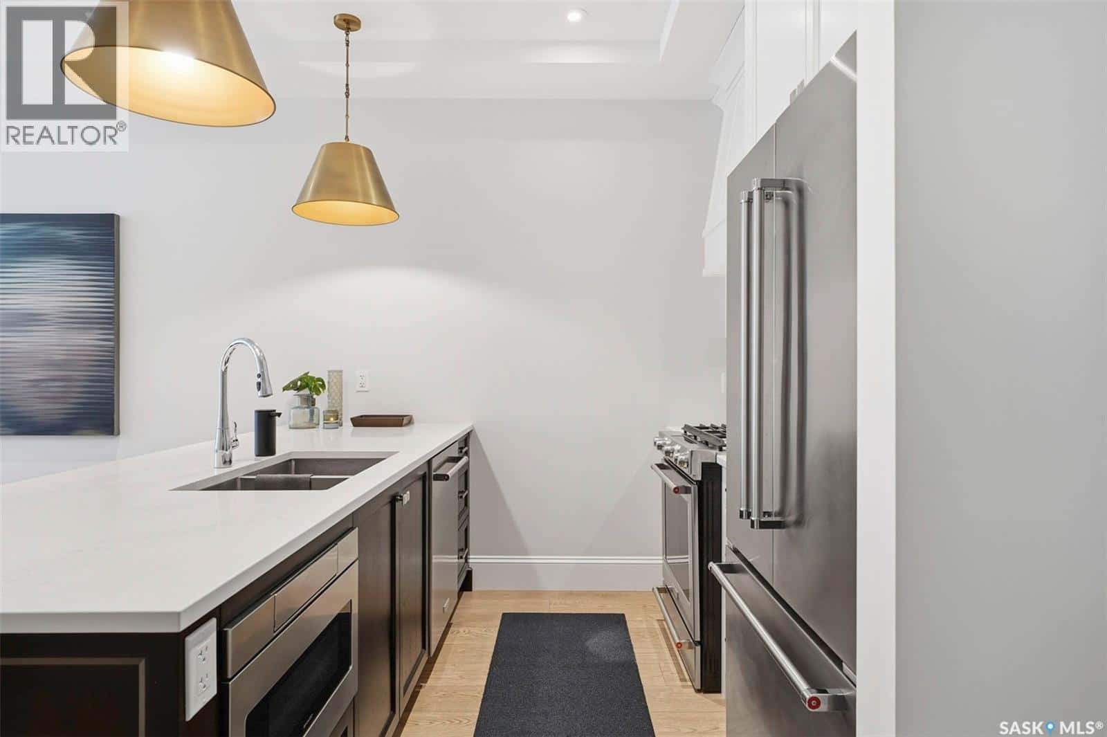 110 408 Cartwright STREET — Saskatoon, Saskatchewan - Photo 5 of 32