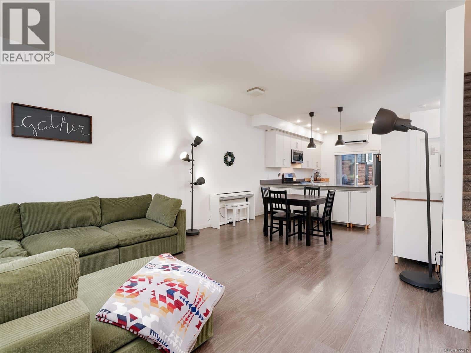 3360 Crossbill Terr — Langford, British Columbia - Photo 5 of 25