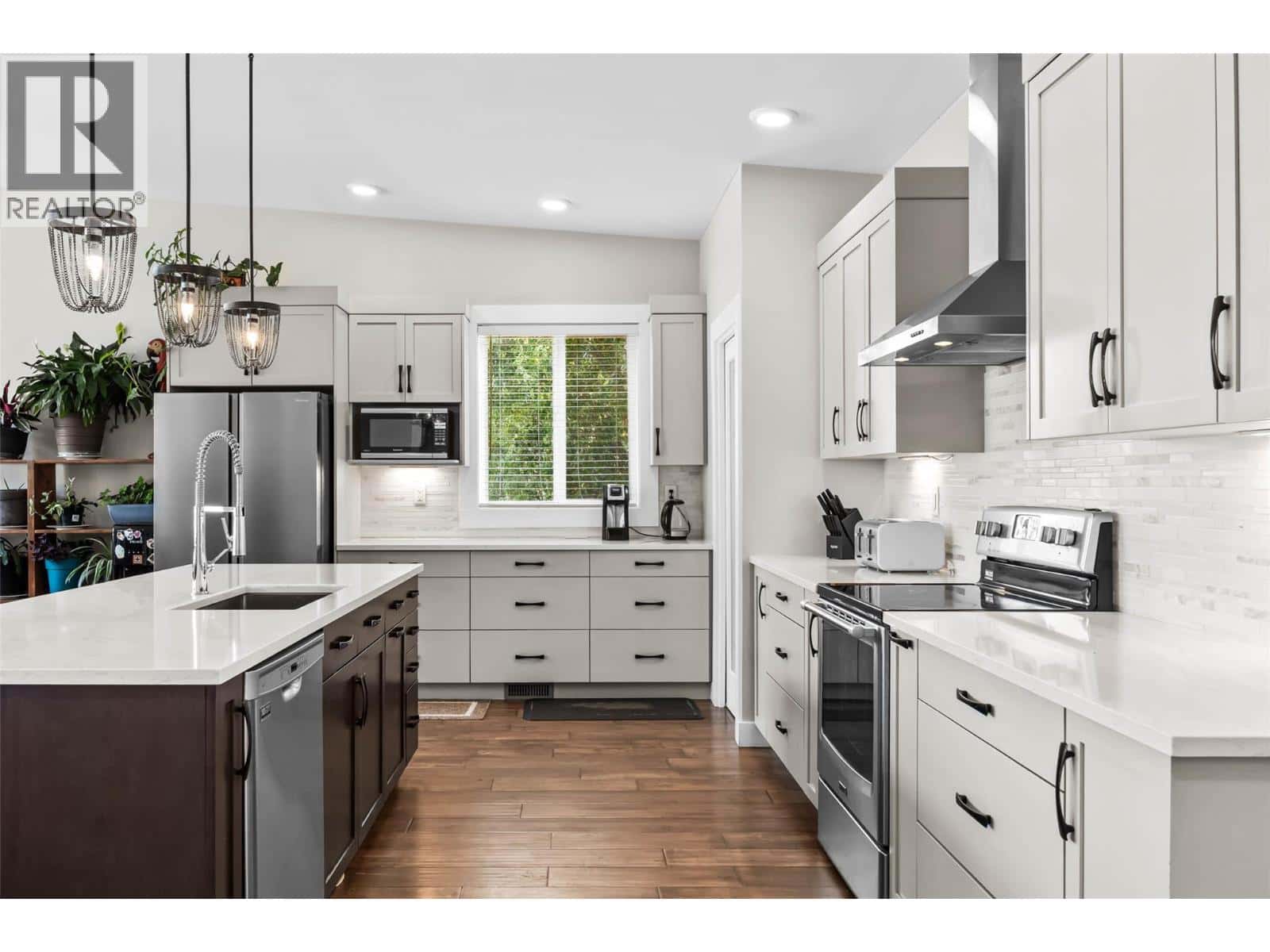 637 Mill Road — Chase, British Columbia - Photo 2 of 40