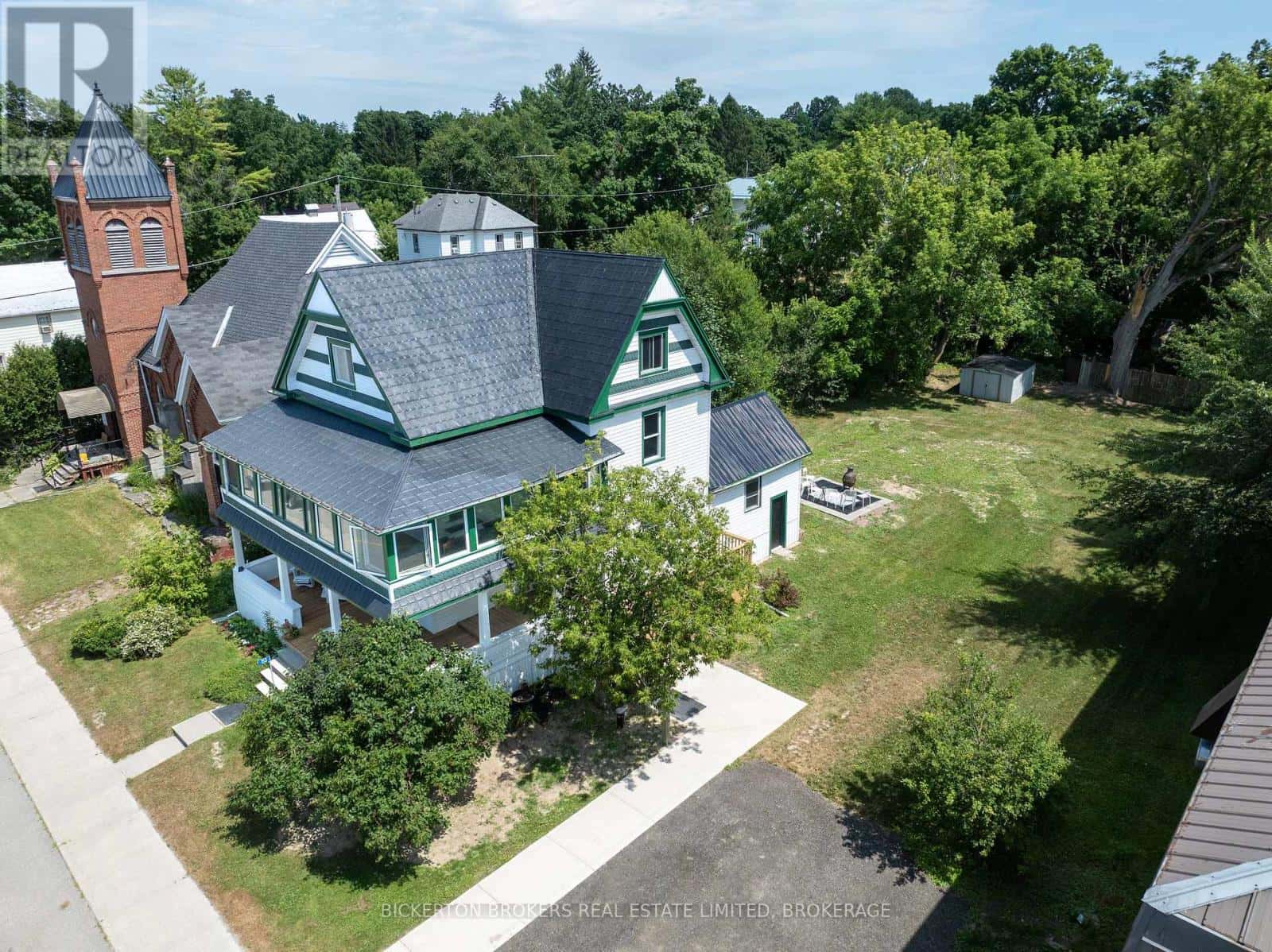 153 MAIN STREET — Leeds and the Thousand Islands, Ontario - Photo 2 of 49