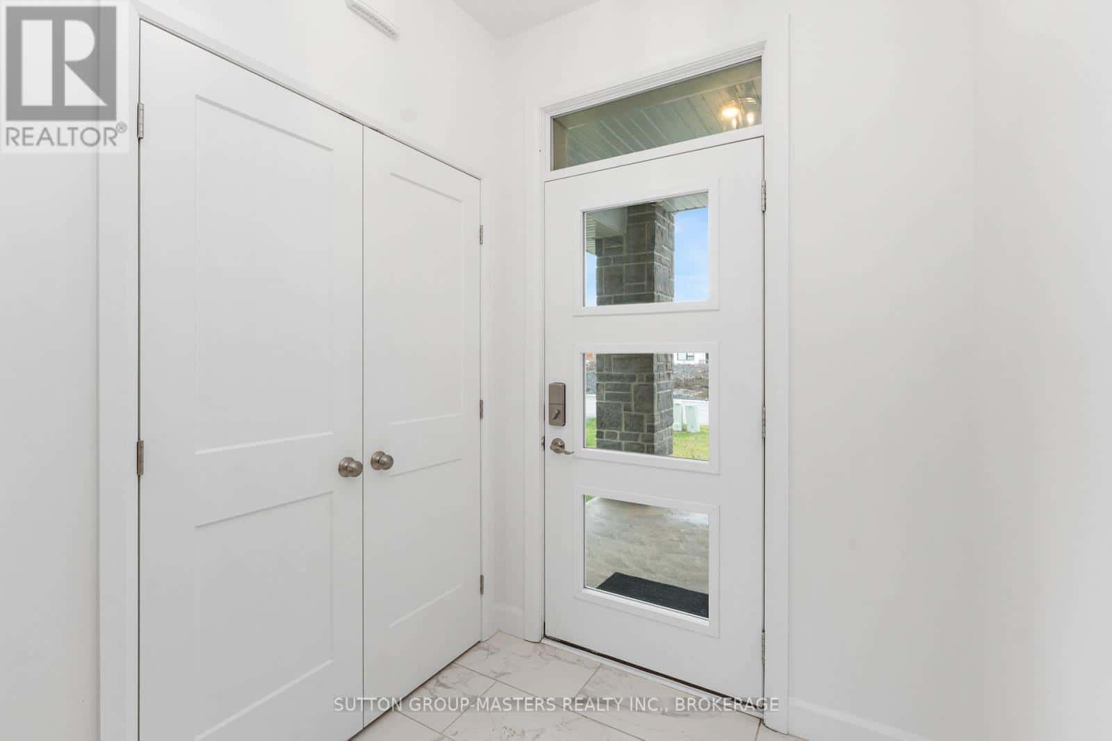 229 SUPERIOR DRIVE — Loyalist (Amherstview), Ontario - Photo 5 of 40