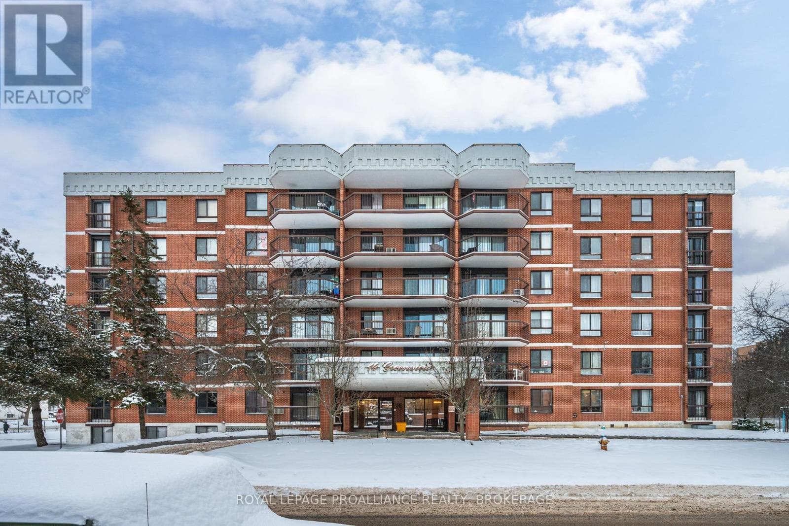 505 - 14 GREENVIEW DRIVE — Kingston (Central City West), Ontario - Main photo