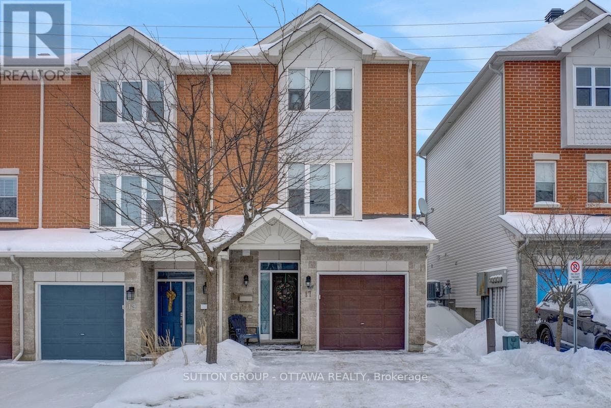 17 GLENHAVEN PRIVATE — Ottawa, Ontario - Main photo