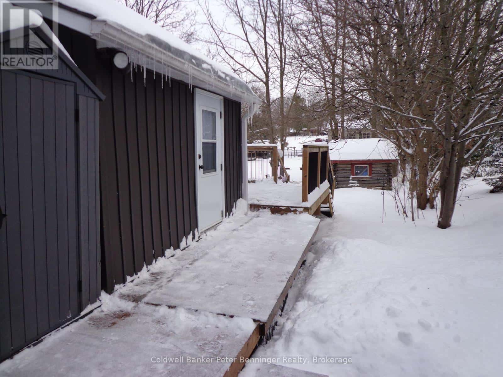 523 MILL STREET — West Grey - Photo 3 of 48