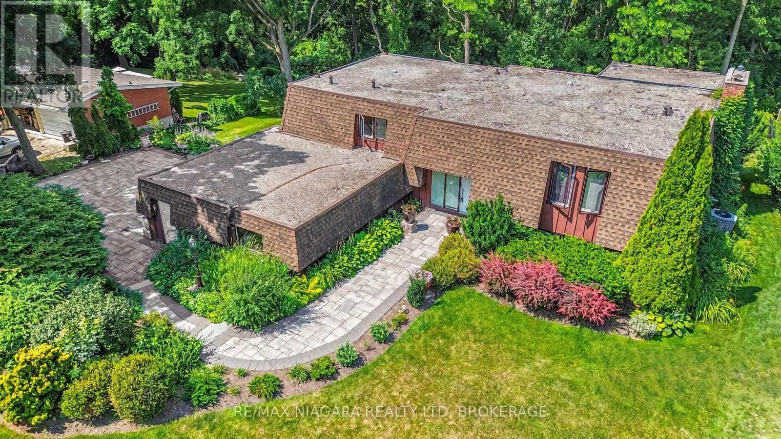 50 MELROSE DRIVE — Niagara-on-the-Lake (St. Davids), Ontario - Main photo