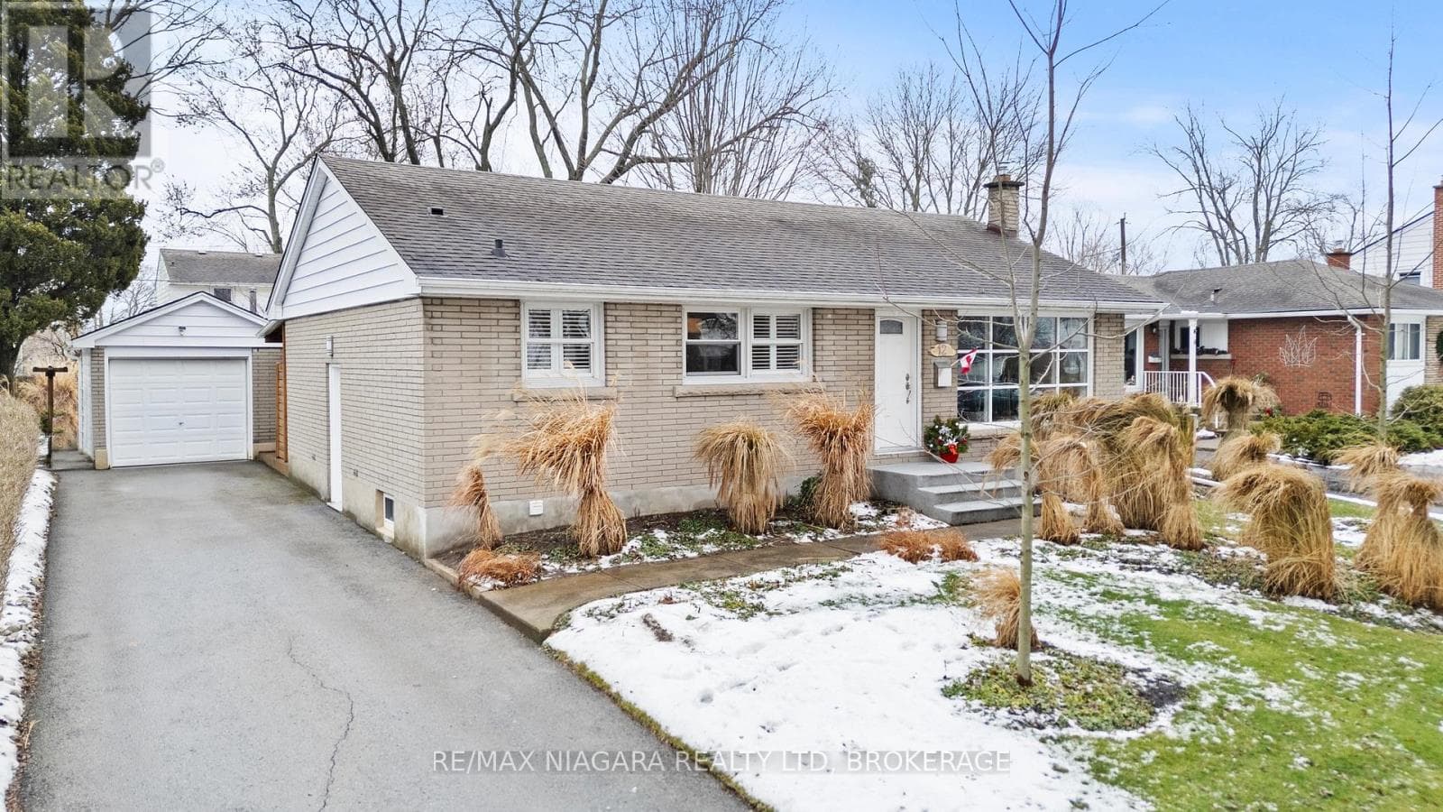 12 HOME STREET — Welland (Prince Charles), Ontario - Main photo