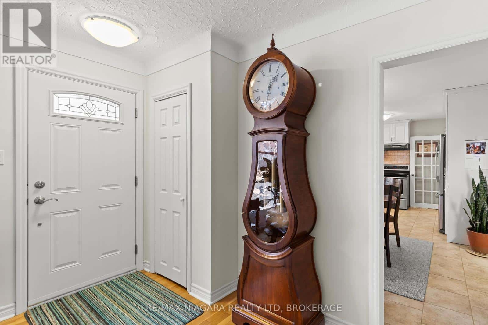 12 HOME STREET — Welland (Prince Charles), Ontario - Photo 5 of 43