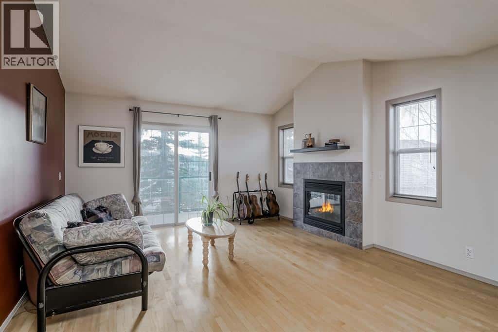 104, 39 Hidden Creek Place NW — Calgary, Alberta - Photo 2 of 42