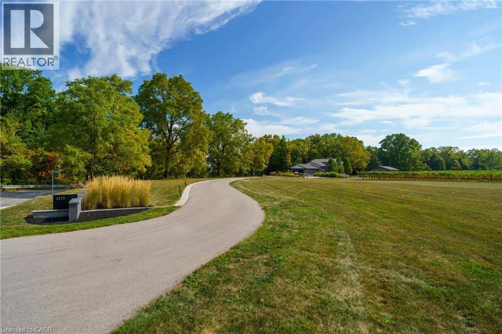 4373 THIRTY Road — Beamsville, Ontario - Photo 2 of 50