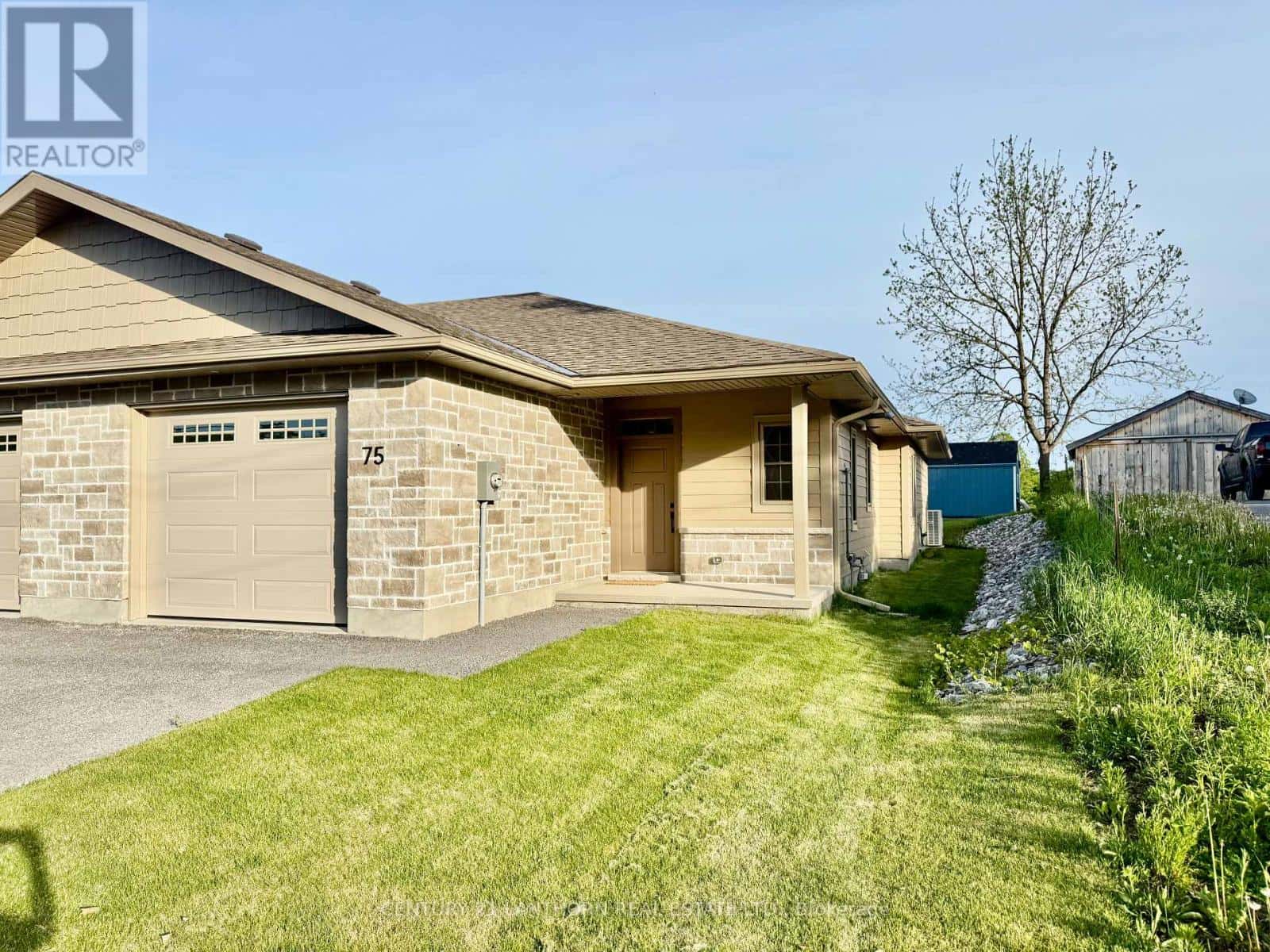 75 SEYMOUR STREET W — Centre Hastings, Ontario - Photo 3 of 22