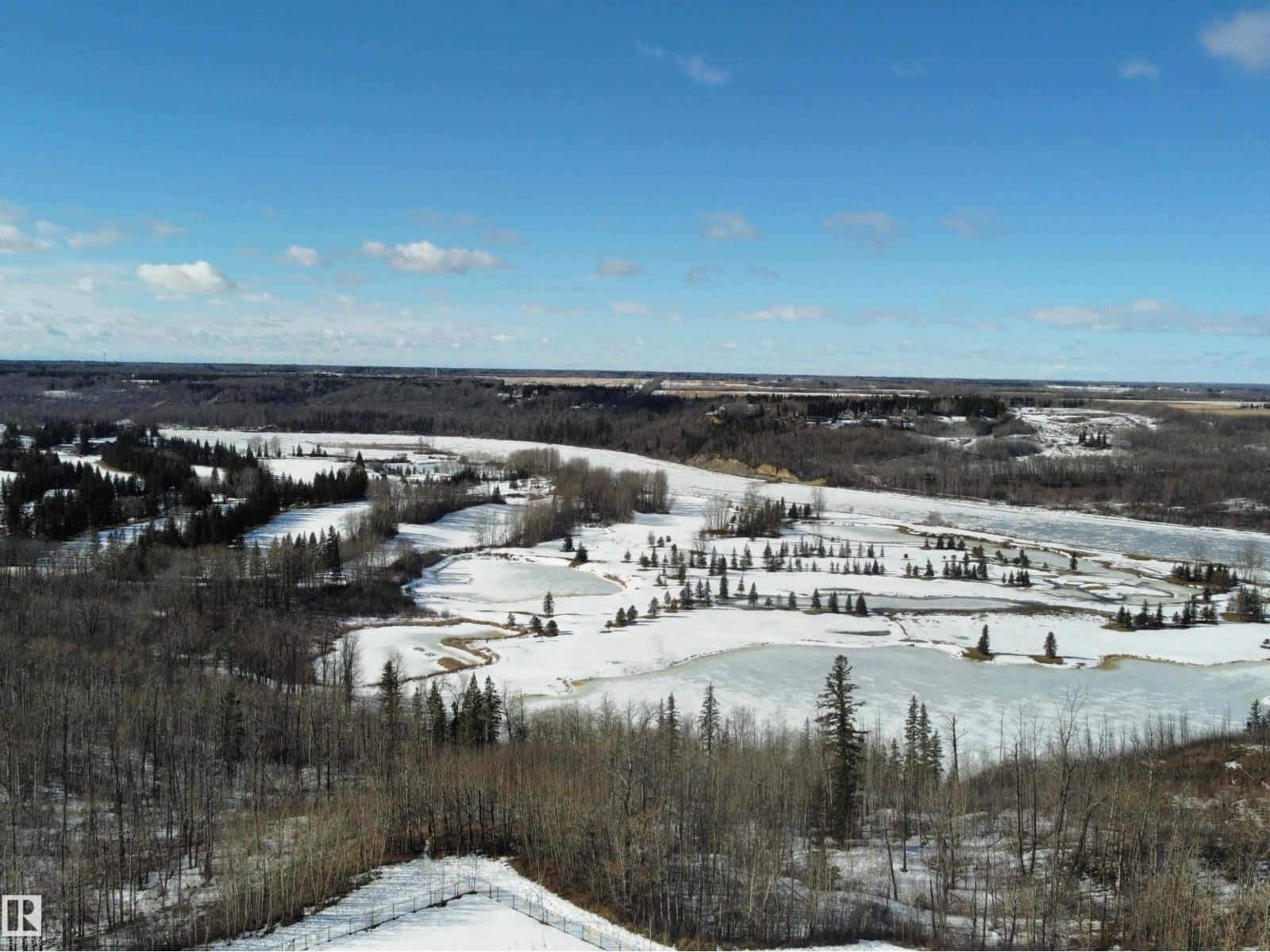 21 WINDERMERE DR SW — Edmonton, Alberta - Photo 2 of 7