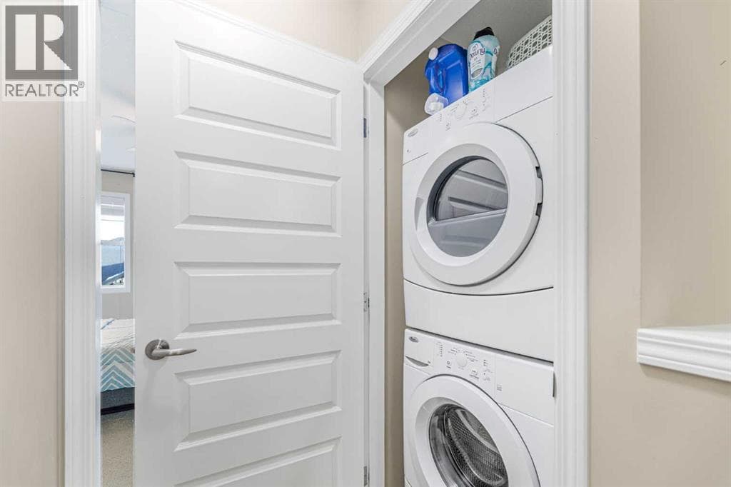 Airdrie — Airdrie - Main photo