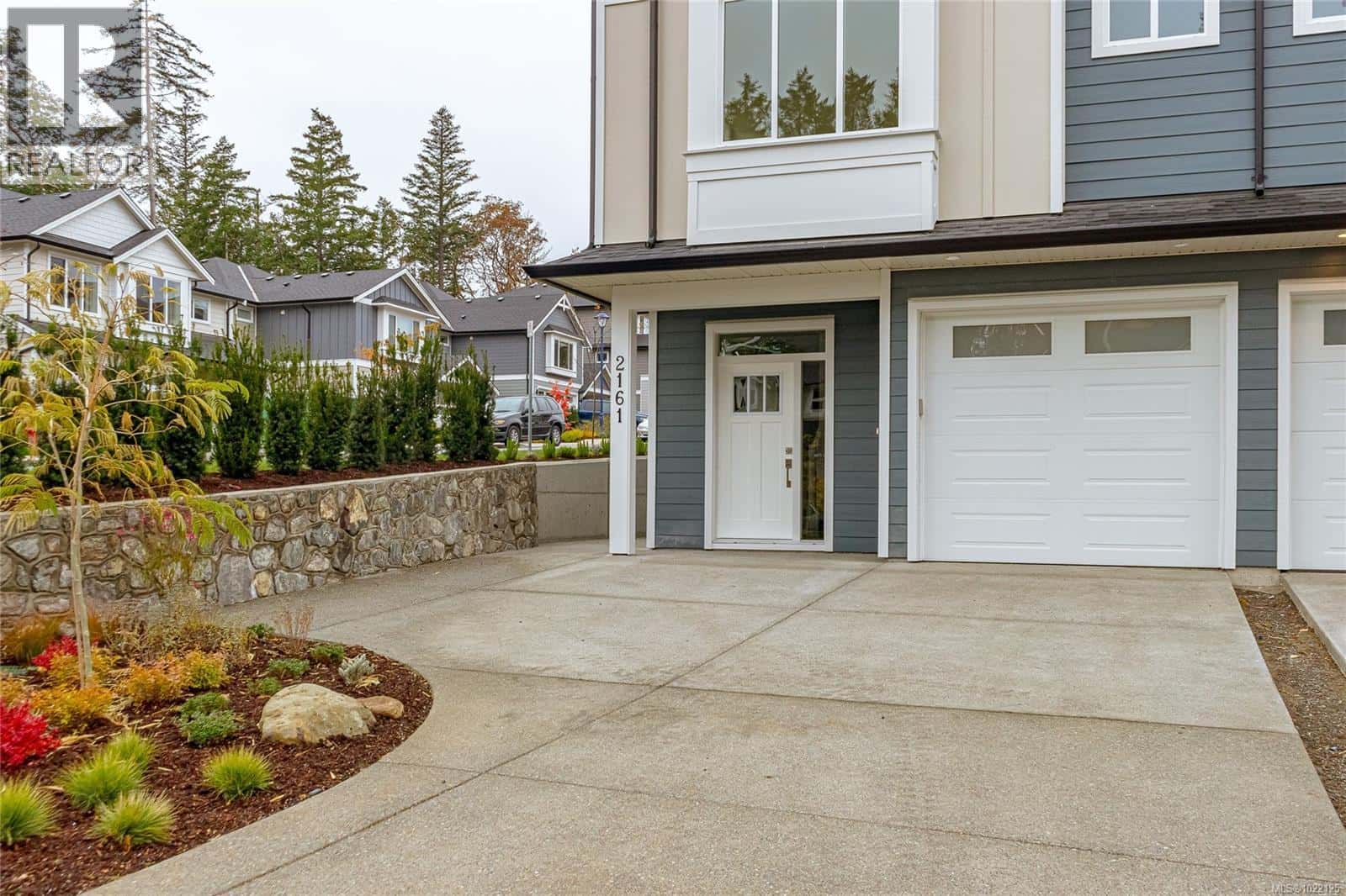 2161 Bellflower Dr — Langford, British Columbia - Photo 5 of 30