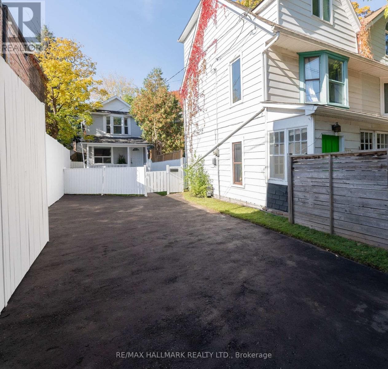 106 WILLOW AVENUE — Toronto (The Beaches), Ontario - Main photo