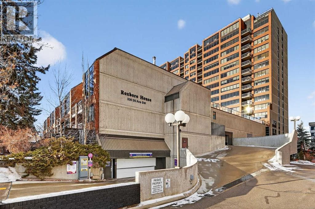 302, 330 26 Avenue SW — Calgary, Alberta - Main photo