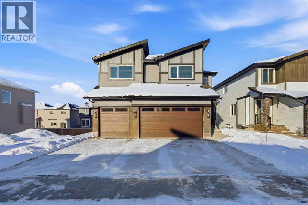 343 Waterford Grove — Chestermere, Alberta - Photo 2 of 50