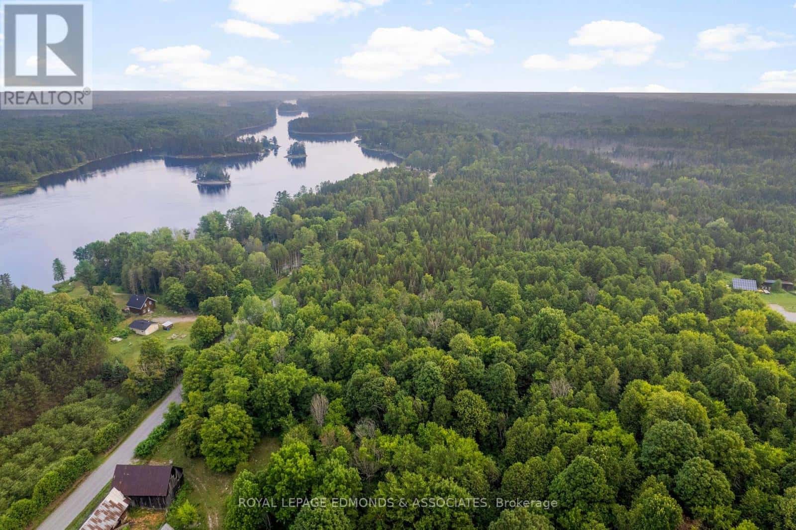 00 RAPID ROAD — Whitewater Region, Ontario - Photo 5 of 14