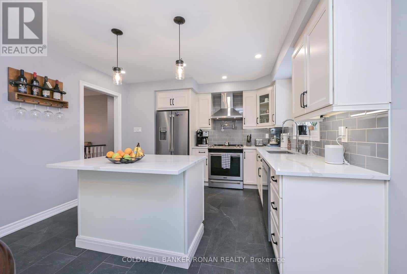 2303 JACK CRESCENT — Innisfil (Alcona), Ontario - Photo 5 of 30