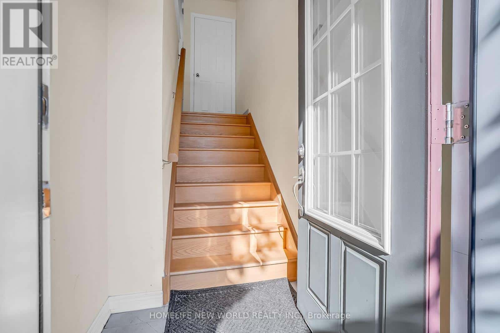 193 DUNDAS WAY — Markham (Greensborough), Ontario - Photo 3 of 24