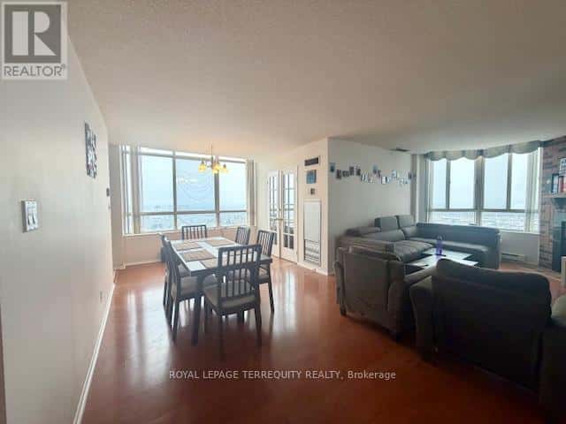 PH10 - 3605 KARIYA DRIVE — Mississauga (City Centre), Ontario - Photo 3 of 50