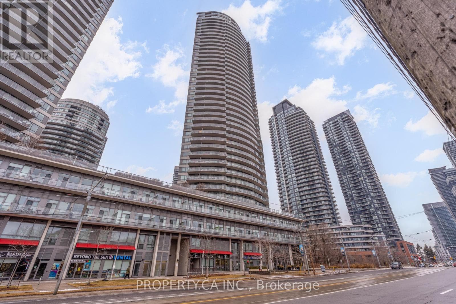 903 - 2230 LAKE SHORE BOULEVARD W — Toronto (Mimico), Ontario - Main photo