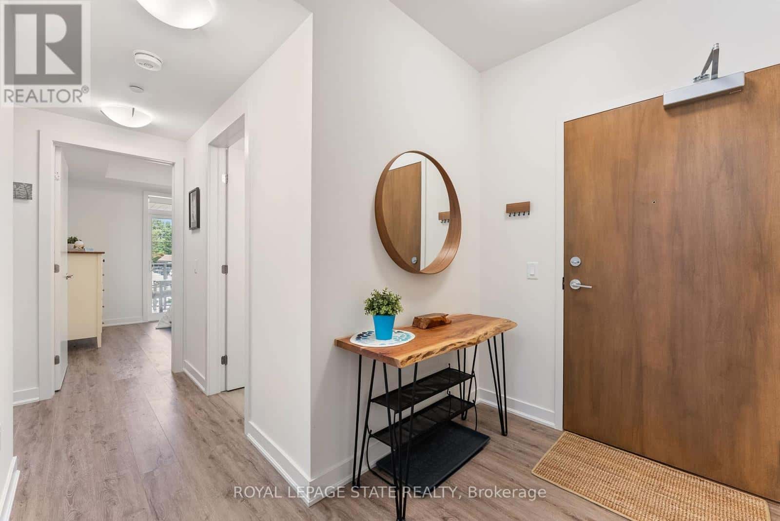 202 - 340 PLAINS ROAD E — Burlington (LaSalle), Ontario - Photo 4 of 27