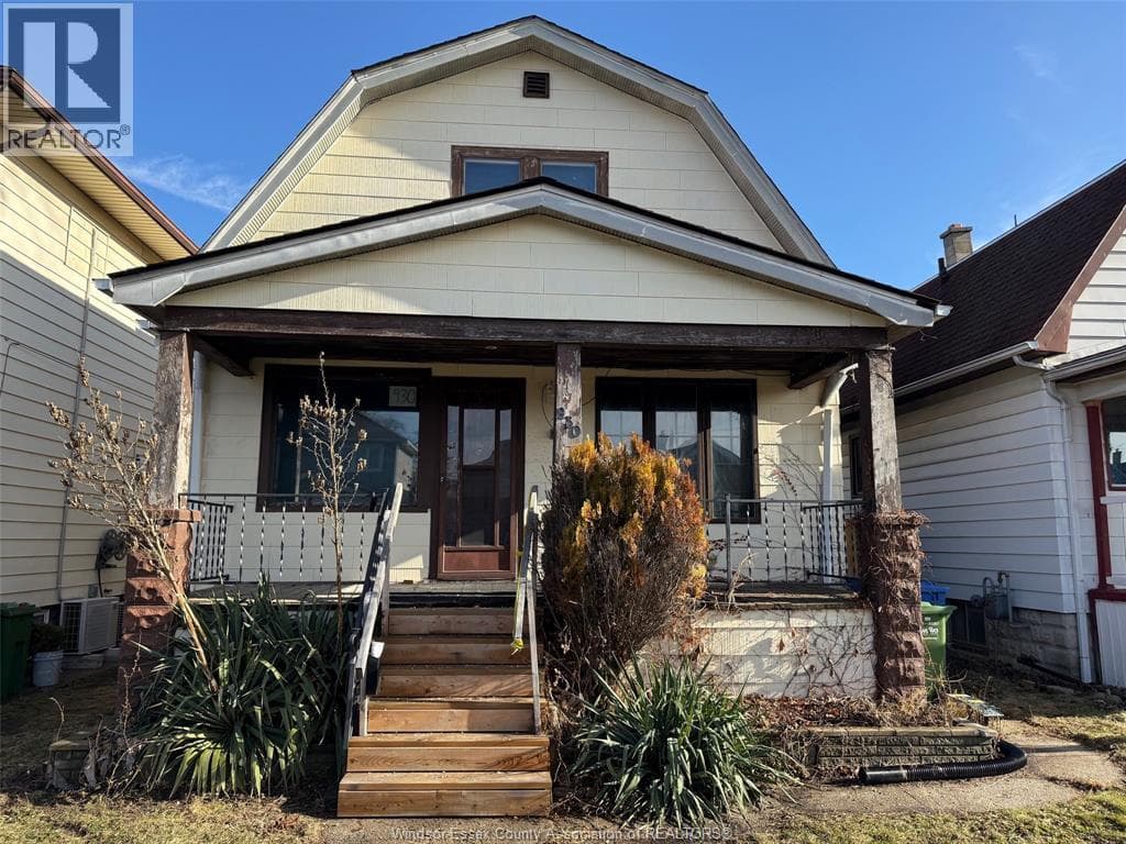 930 ELSMERE AVENUE — Windsor, Ontario - Main photo