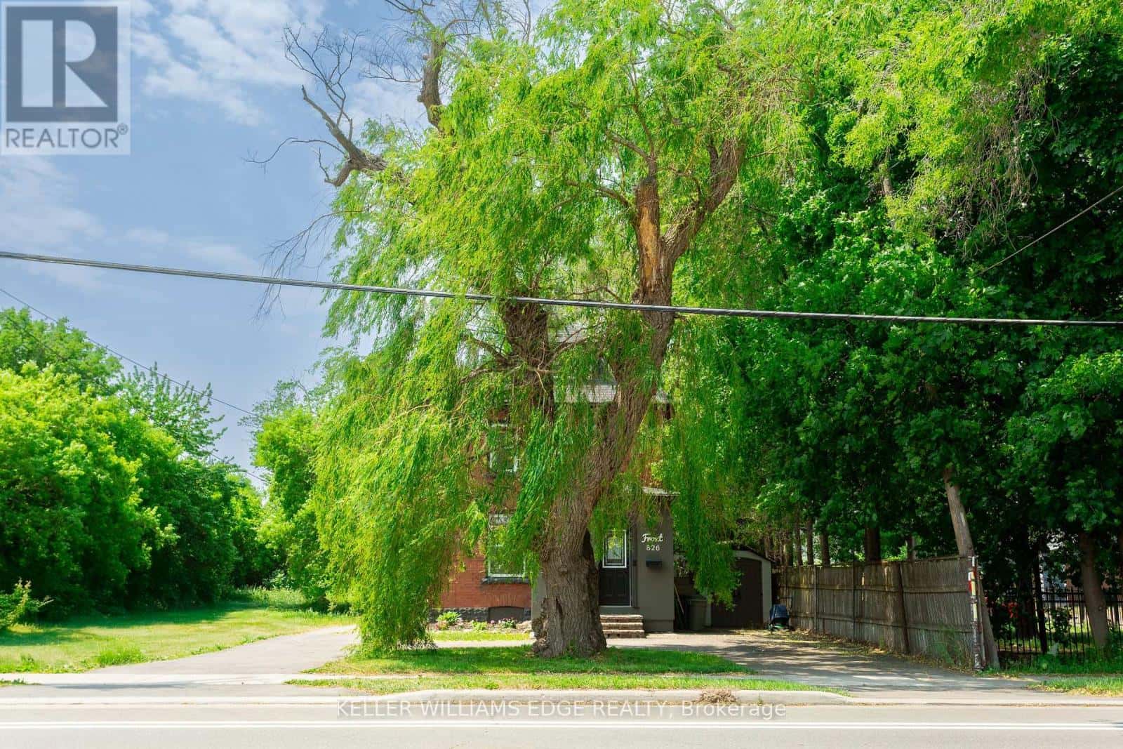 826 BEACH BOULEVARD — Hamilton (Hamilton Beach), Ontario - Photo 4 of 40