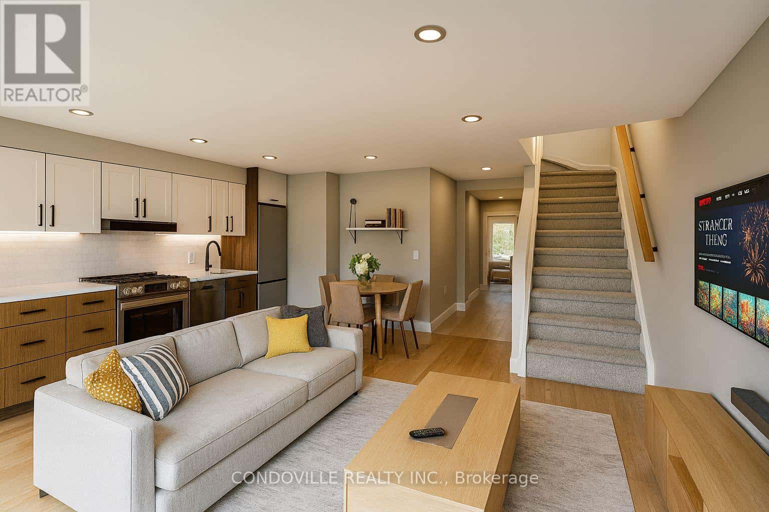 854 DOON VILLAGE ROAD — Kitchener, Ontario - Photo 2 of 5