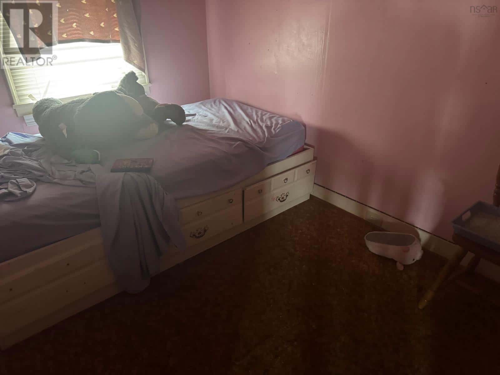 79 Elm Street — Bridgewater, Nova Scotia - Photo 4 of 6