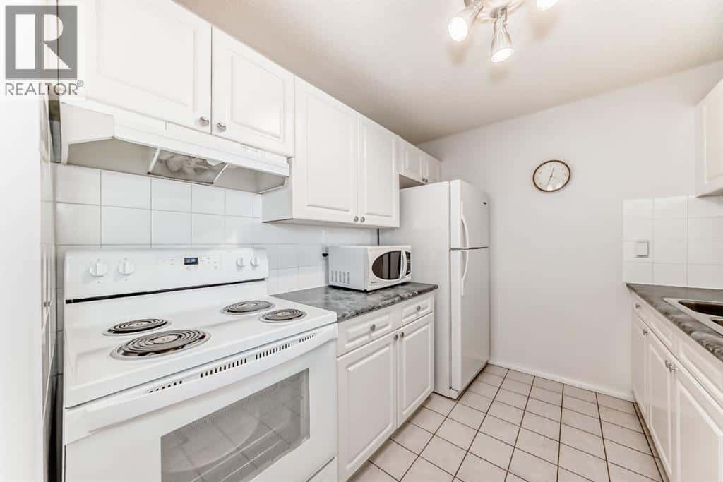 310, 1735 11 Avenue SW — Calgary, Alberta - Photo 5 of 25