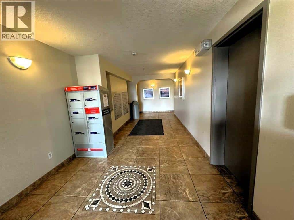 314, 9810 96 Street — Grande Prairie, Alberta - Photo 5 of 16