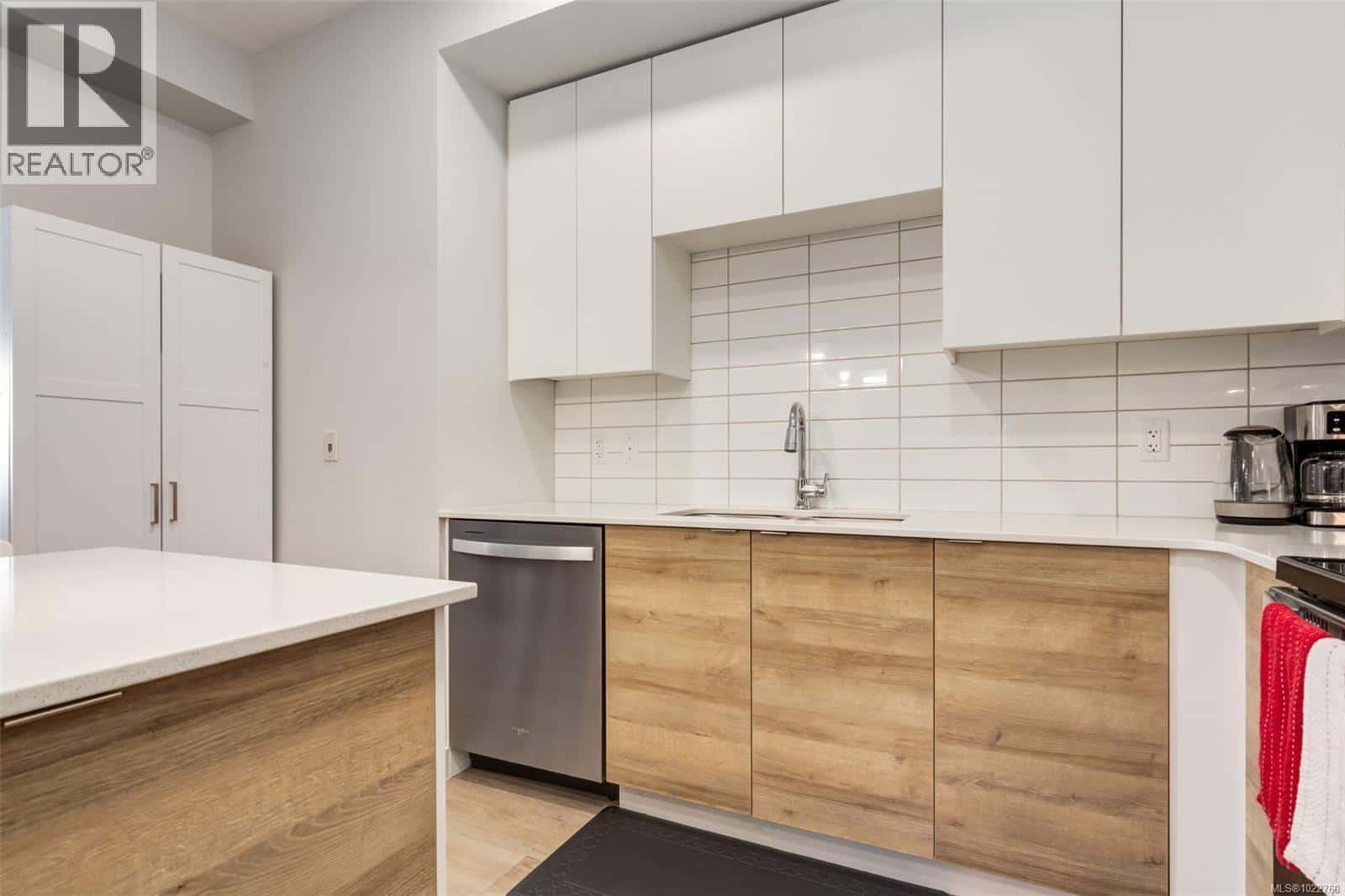 310 4830 Cedar Ridge Pl — Nanaimo, British Columbia - Photo 4 of 41