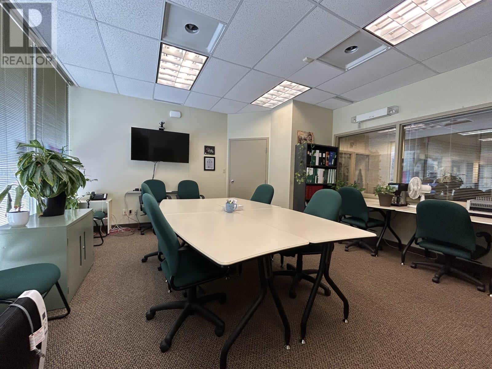 206 Scott Street — Fort Frances, Ontario - Photo 3 of 38