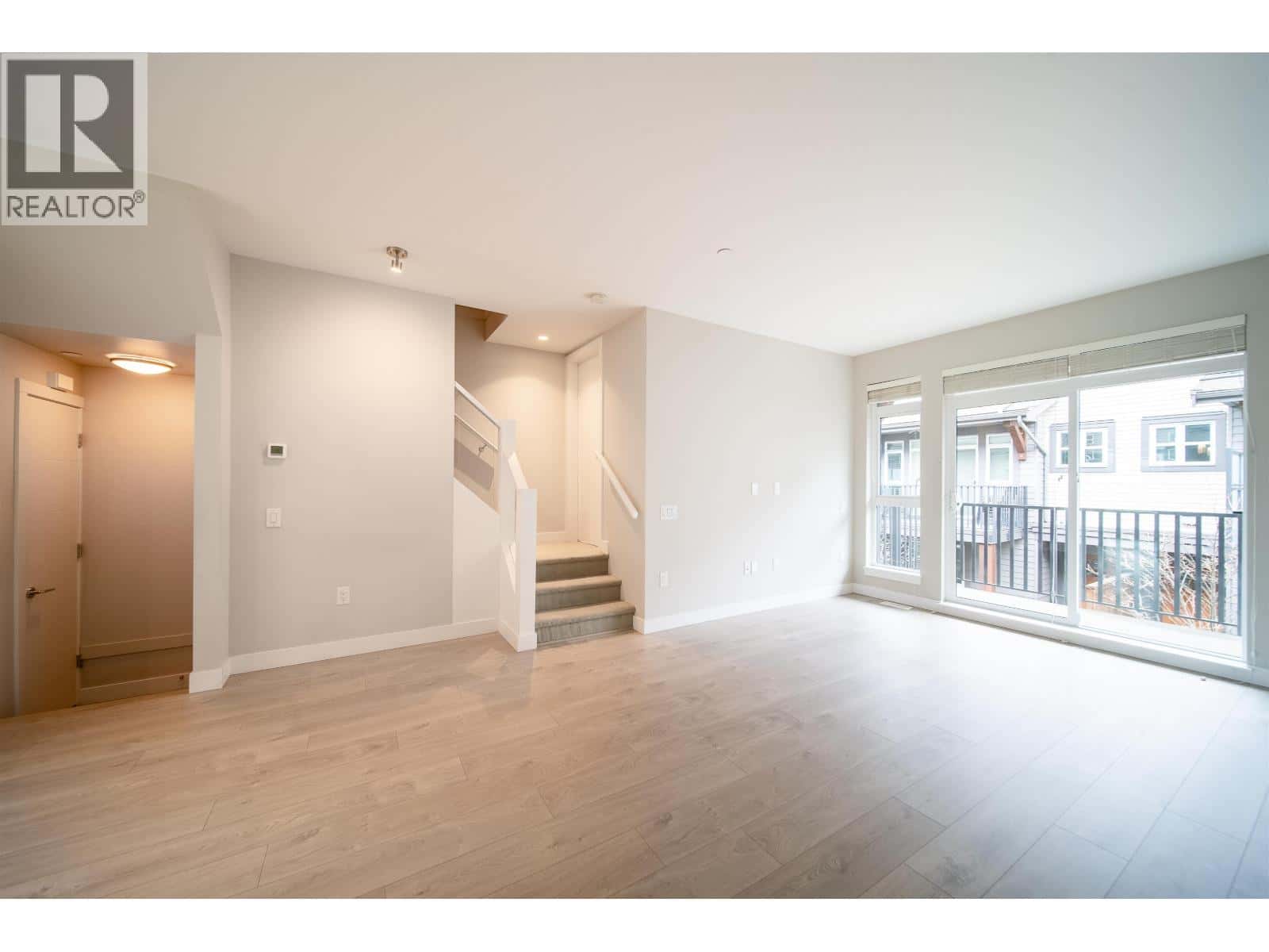 75 4991 NO. 5 ROAD — Richmond, British Columbia - Photo 4 of 40