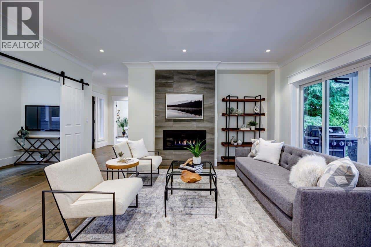 1510 DOVERCOURT ROAD — North Vancouver, British Columbia - Photo 5 of 30