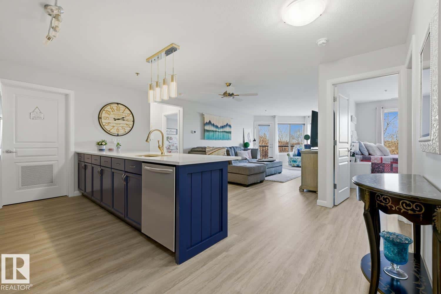 #314 530 Hooke RD NW — Edmonton, Alberta - Photo 2 of 35