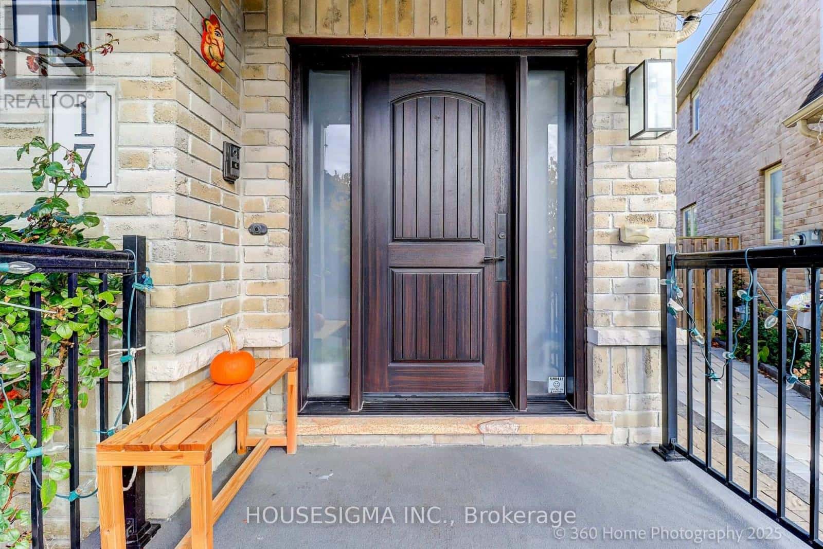 17 MCHUGH ROAD — Ajax (Northeast Ajax), Ontario - Photo 3 of 35