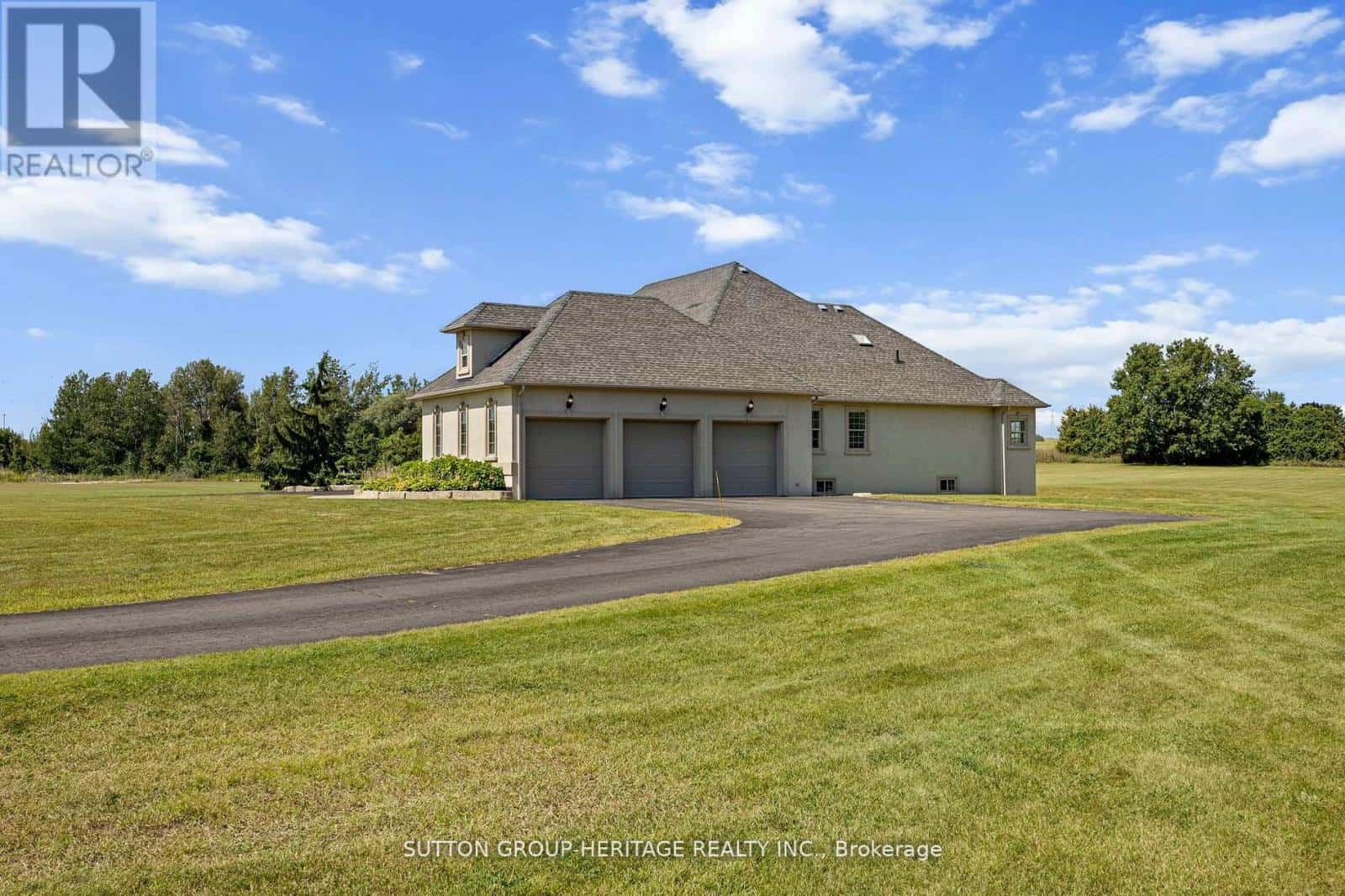 2100 TAUNTON ROAD — Clarington, Ontario - Photo 5 of 40