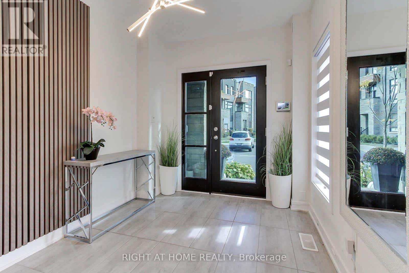 14 PAGEANT AVENUE — Vaughan (Vellore Village), Ontario - Photo 3 of 40