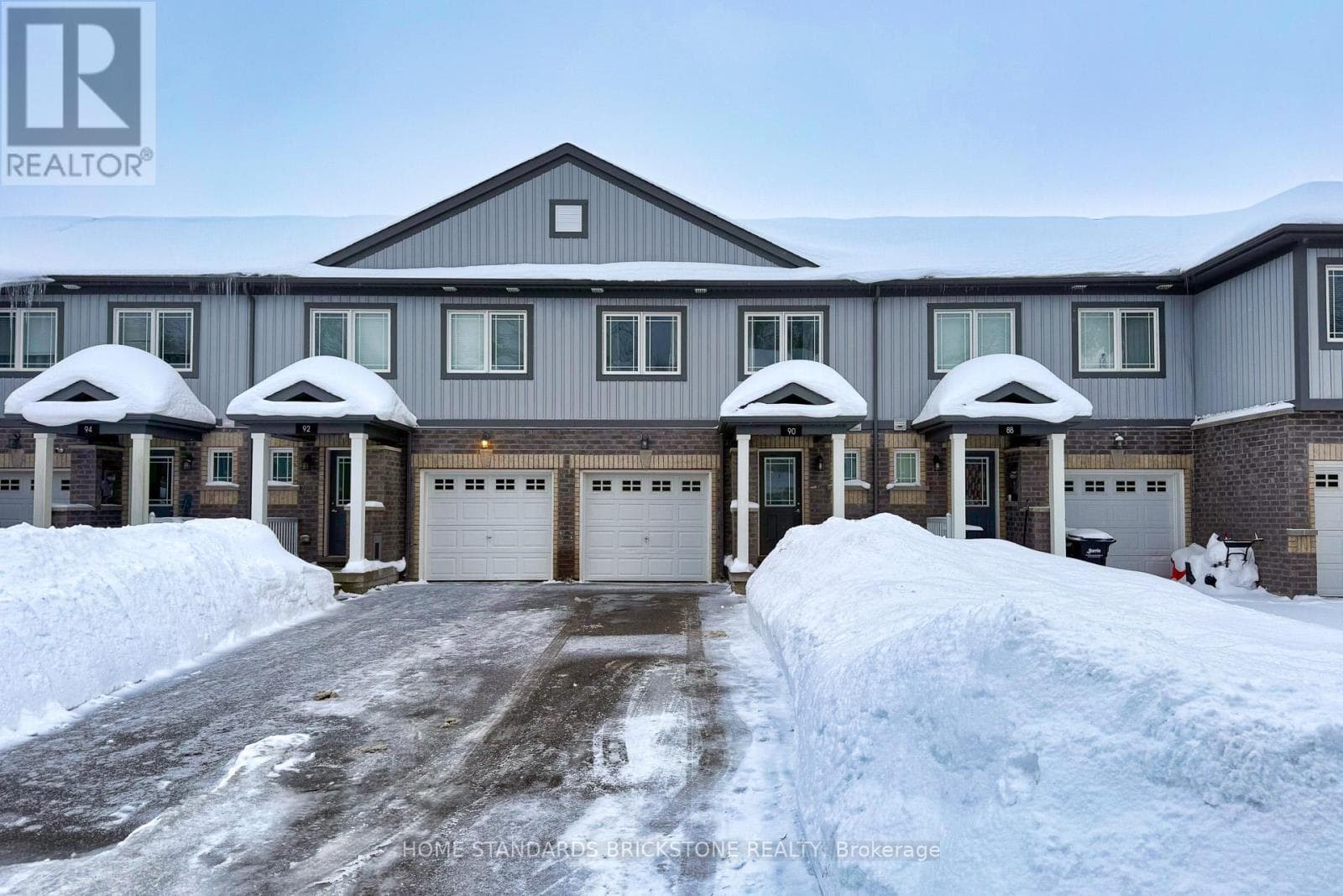 90 FRANK'S WAY — Barrie (Allandale), Ontario - Main photo